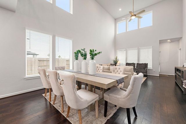 21867 Fitzroy Manor Lane, Cypress, TX 77433