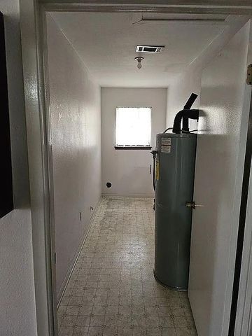 22647 Kelly Drive, Saratoga, TX 77585