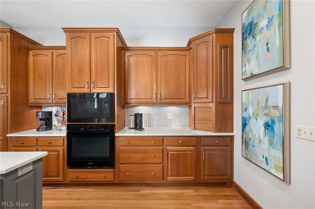 1114 Surrey Circle, Ashland, OH 44805