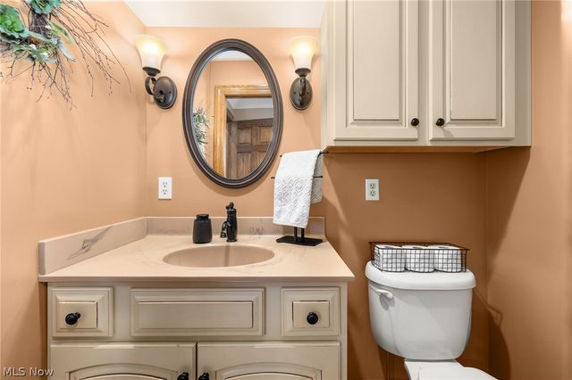 1114 Surrey Circle, Ashland, OH 44805