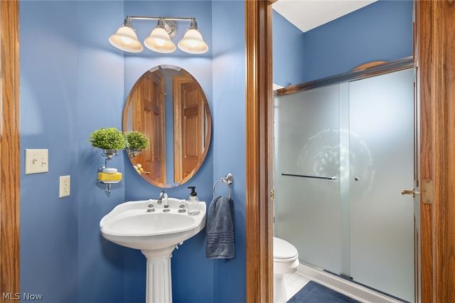 1114 Surrey Circle, Ashland, OH 44805