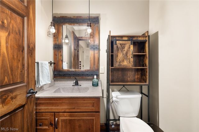 1114 Surrey Circle, Ashland, OH 44805