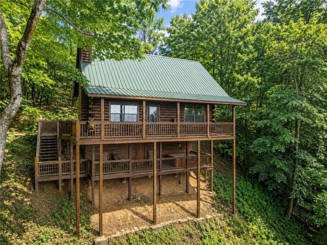 372 Mountain View Road, Ellijay, GA 30540