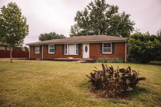 508 Needmore Rd, Clarksville, TN 37040