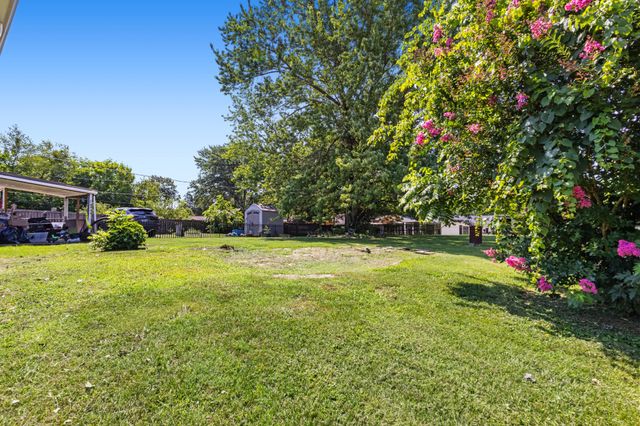 508 Needmore Rd, Clarksville, TN 37040