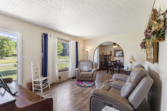 508 Needmore Rd, Clarksville, TN 37040