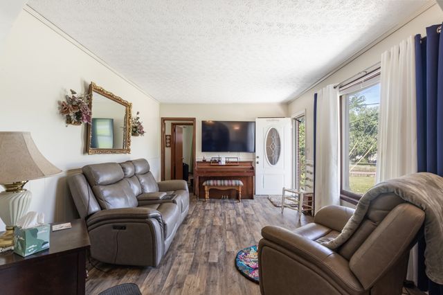 508 Needmore Rd, Clarksville, TN 37040