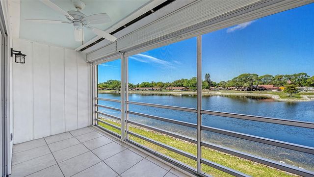 4458 NARRAGANSET TRAIL 93A, Sarasota, FL 34233