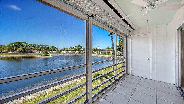4458 NARRAGANSET TRAIL 93A, Sarasota, FL 34233