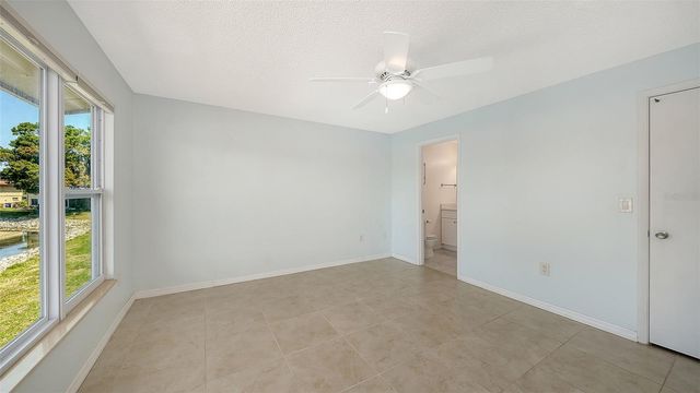 4458 NARRAGANSET TRAIL 93A, Sarasota, FL 34233
