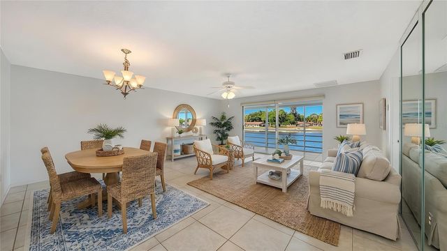 4458 NARRAGANSET TRAIL 93A, Sarasota, FL 34233