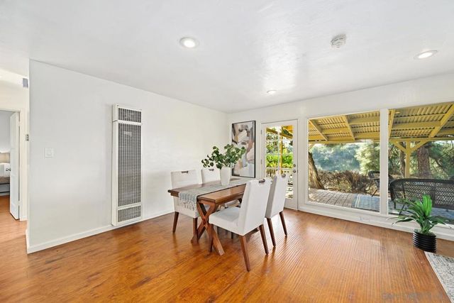 6371 Celia Vista Dr, San Diego, CA 92115