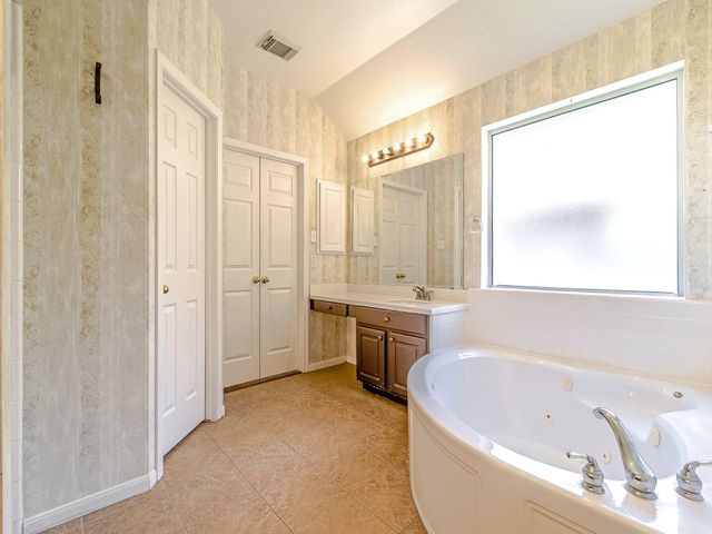2123 Hill Canyon Court, Sugar Land, TX 77479