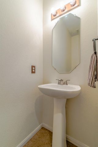 2123 Hill Canyon Court, Sugar Land, TX 77479