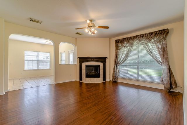 2123 Hill Canyon Court, Sugar Land, TX 77479
