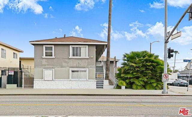 10974 S Figueroa Street, Los Angeles, CA 90061