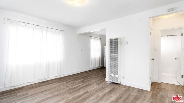 10974 S Figueroa Street, Los Angeles, CA 90061