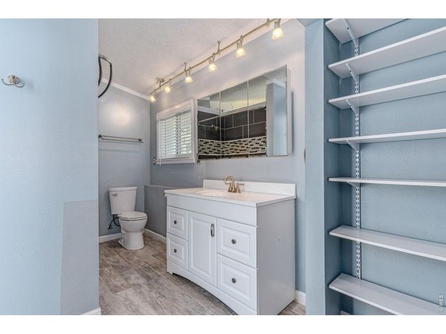 3306 Fairways Dr, Mead, CO 80542
