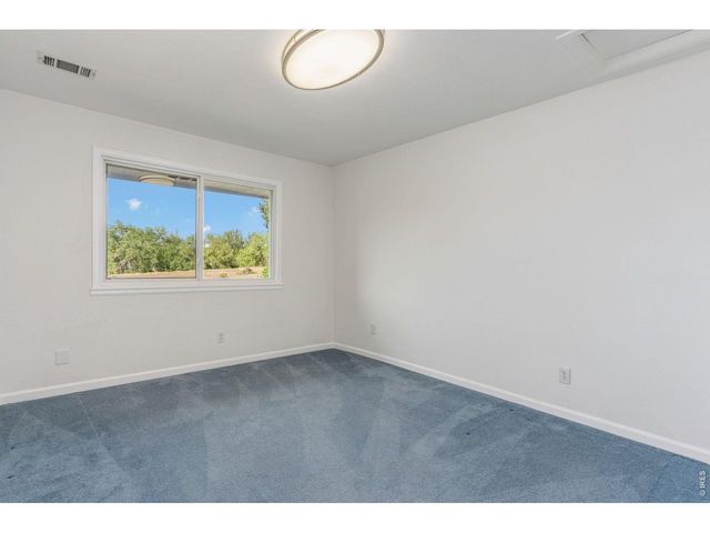 3306 Fairways Dr, Mead, CO 80542