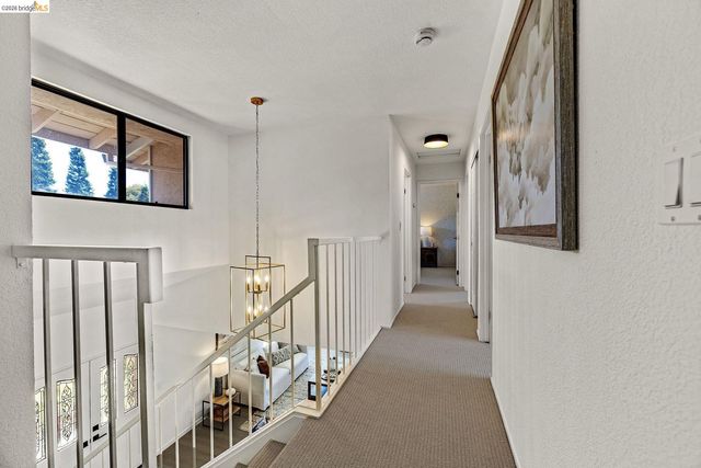 5800 Alderbrook Ct, Castro Valley, CA 94552