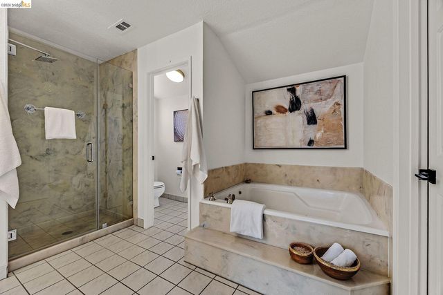 5800 Alderbrook Ct, Castro Valley, CA 94552