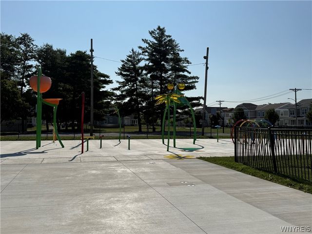 1246 Calumet Avenue, Niagara Falls, NY 14305