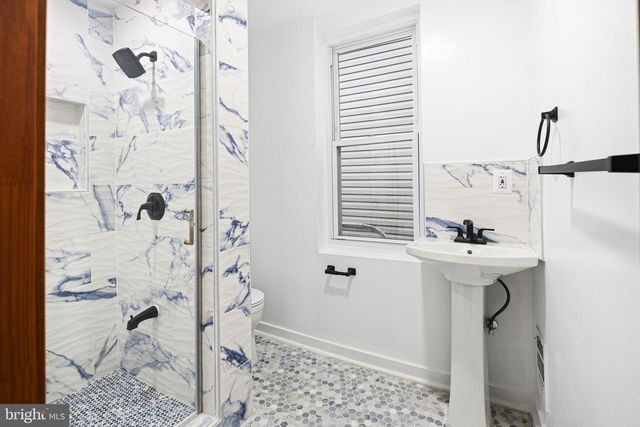 1216 S BONSALL ST, Philadelphia, PA 19146