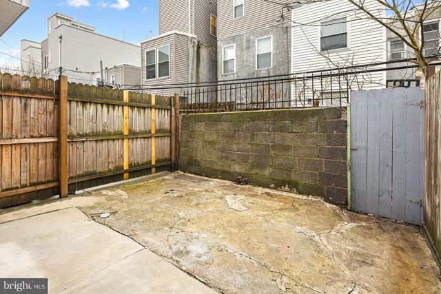 1216 S BONSALL ST, Philadelphia, PA 19146