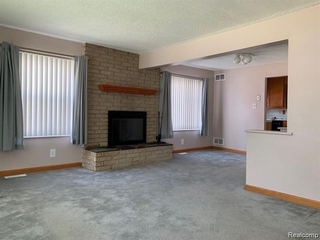 7428 Deering Street, Westland, MI 48185