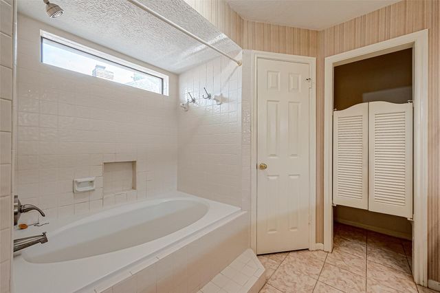 14818 La Rana Drive, Houston, TX 77083