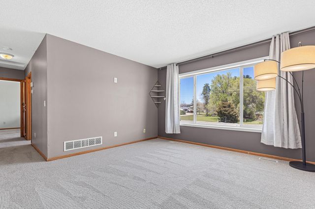 12982 Jenkins Drive SE, Becker, MN 55308