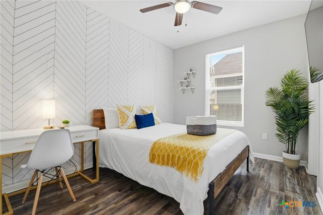 230 Thompson Place, San Antonio, TX 78225