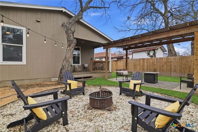 230 Thompson Place, San Antonio, TX 78225