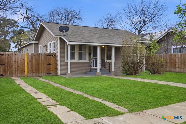 230 Thompson Place, San Antonio, TX 78225