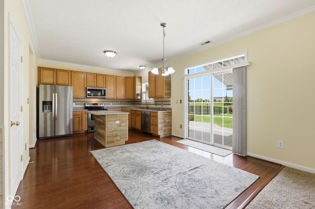 9080 N Falling Waters Drive, Mccordsville, IN 46055