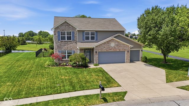 9080 N Falling Waters Drive, Mccordsville, IN 46055