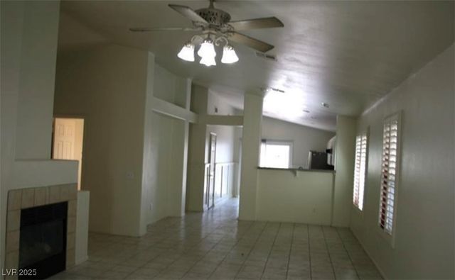 9524 Kelly Creek Avenue, Las Vegas, NV 89129