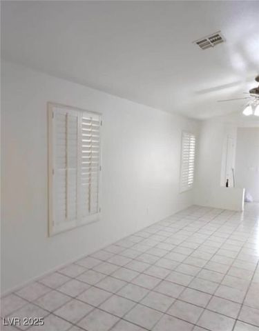 9524 Kelly Creek Avenue, Las Vegas, NV 89129