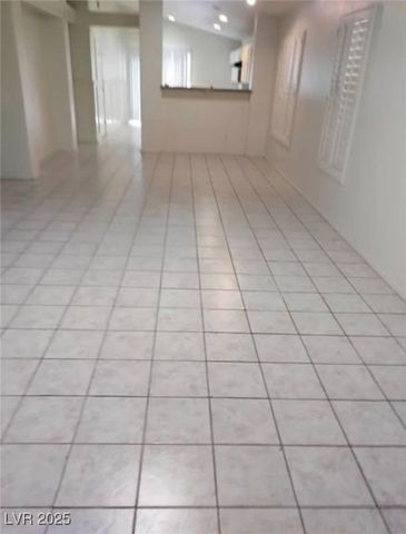 9524 Kelly Creek Avenue, Las Vegas, NV 89129