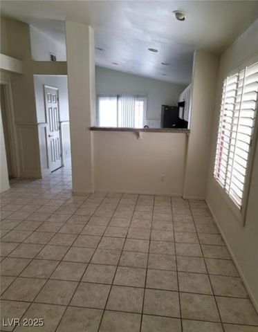 9524 Kelly Creek Avenue, Las Vegas, NV 89129