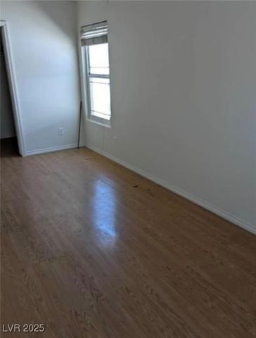 9524 Kelly Creek Avenue, Las Vegas, NV 89129