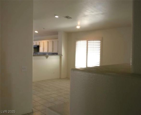 9524 Kelly Creek Avenue, Las Vegas, NV 89129
