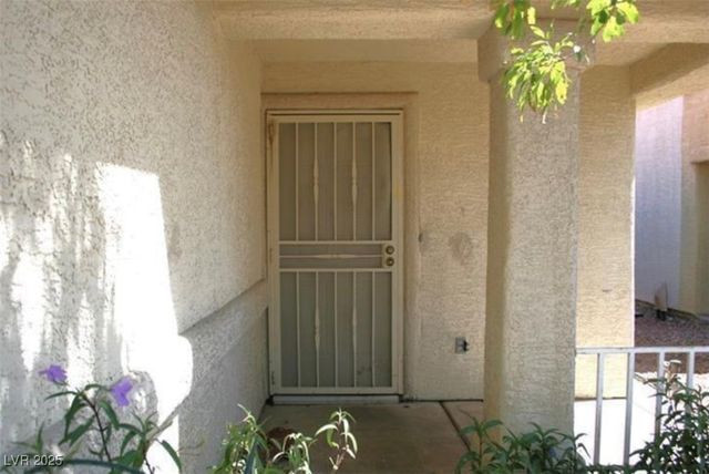 9524 Kelly Creek Avenue, Las Vegas, NV 89129