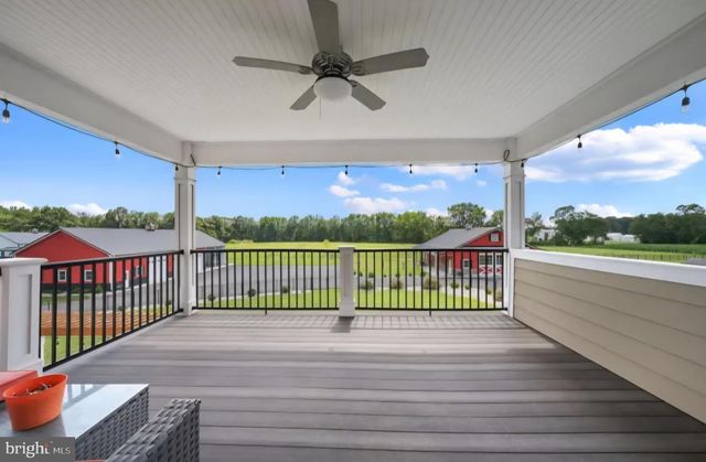 143 PEARSONS CORNER RD, Hartly, DE 19953