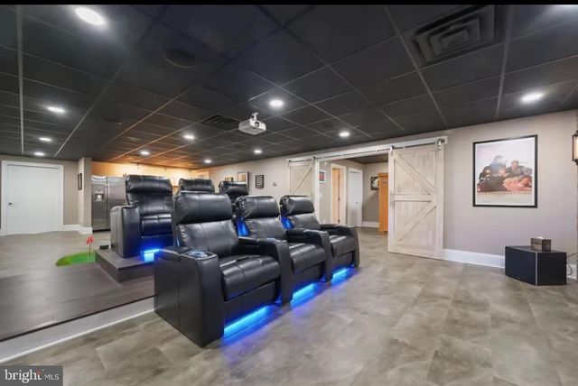 143 PEARSONS CORNER RD, Hartly, DE 19953