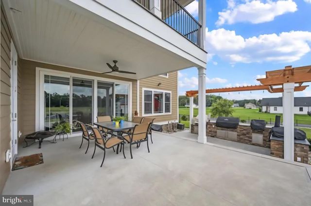 143 PEARSONS CORNER RD, Hartly, DE 19953