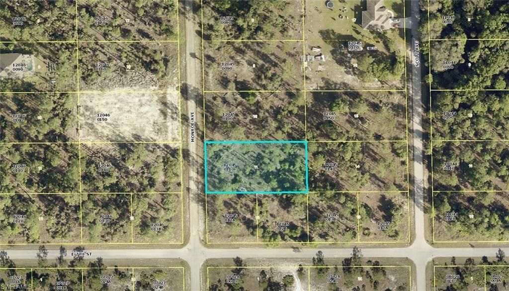 702 Monroe AVE, LEHIGH ACRES, FL 33972 — exterior