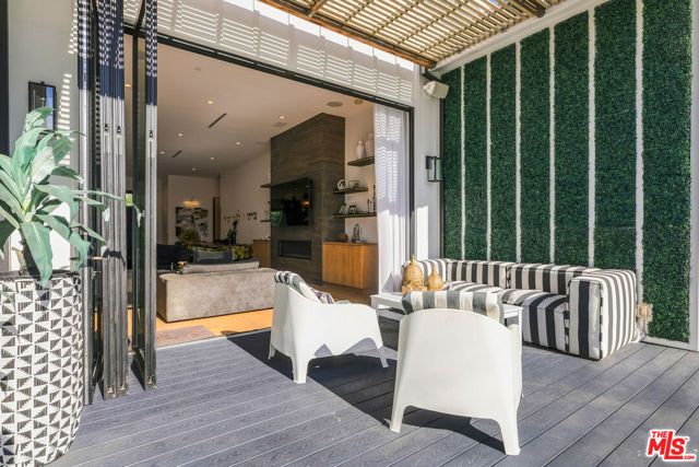 6207 Babcock Avenue, North Hollywood (los Angeles), CA 91606