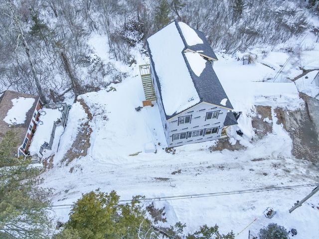 5 Ridge Rd, Newton, NH 03858