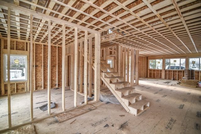 5 Ridge Rd, Newton, NH 03858